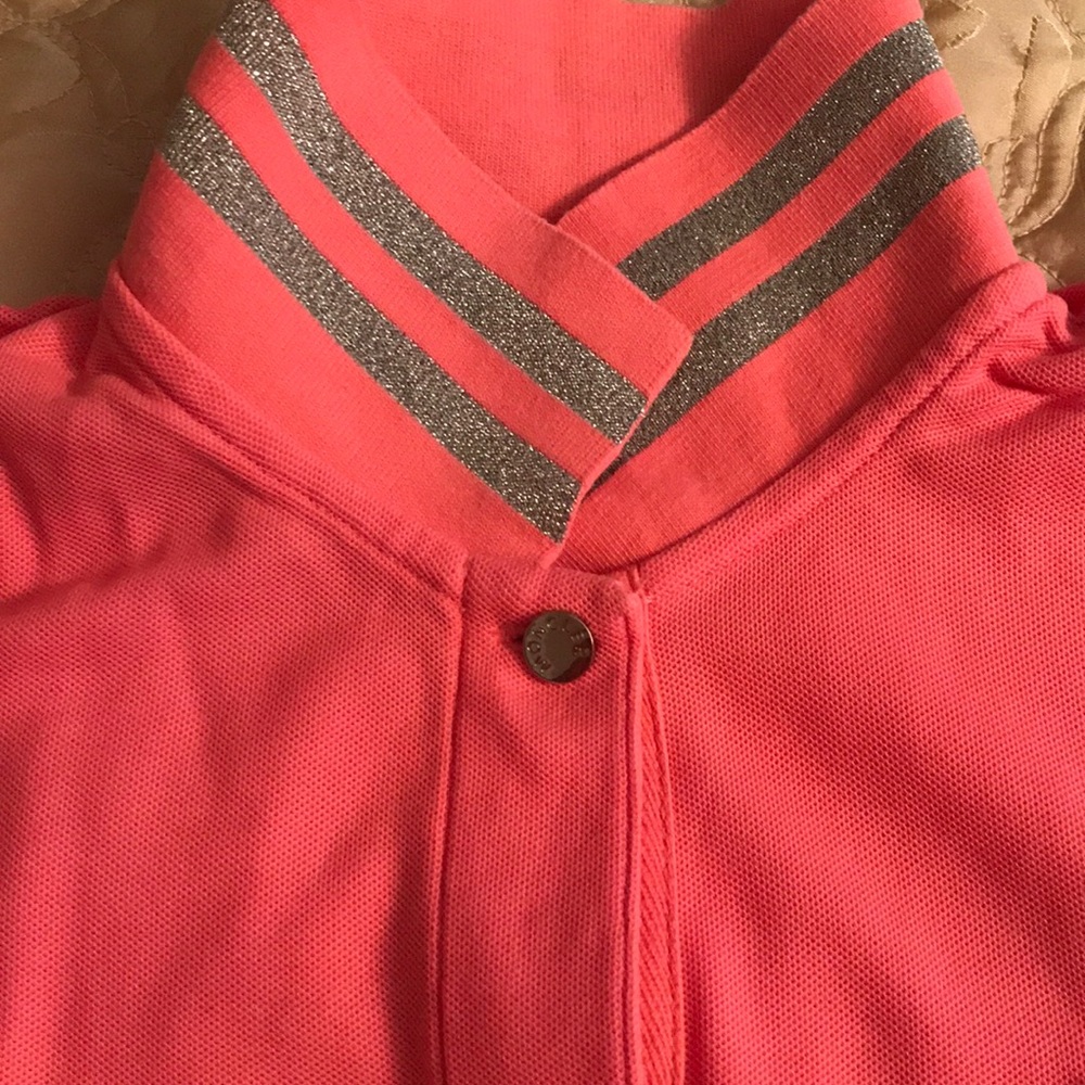 Top - Picture 2 of 3